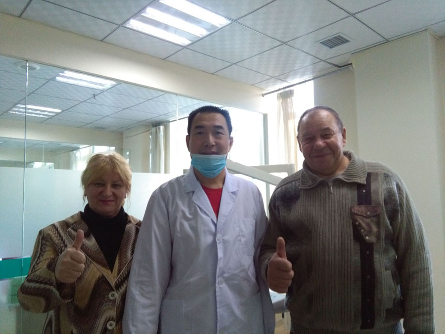  протезирования зубов в Китае 